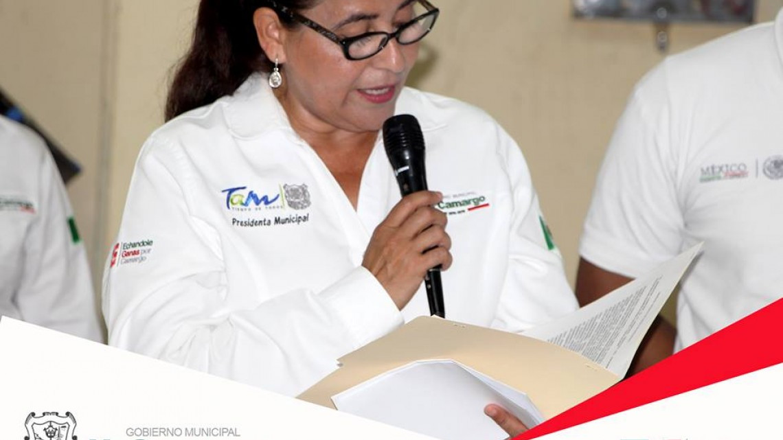 Entregan apoyos PROSPERA