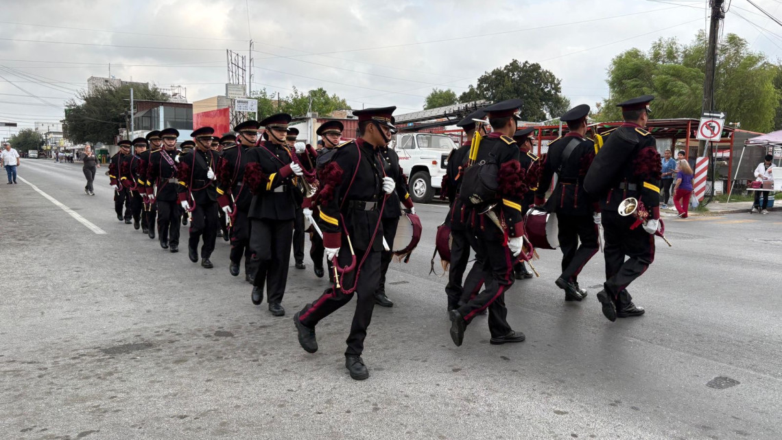 Reviven los Héroes y adelitas de la revolución 