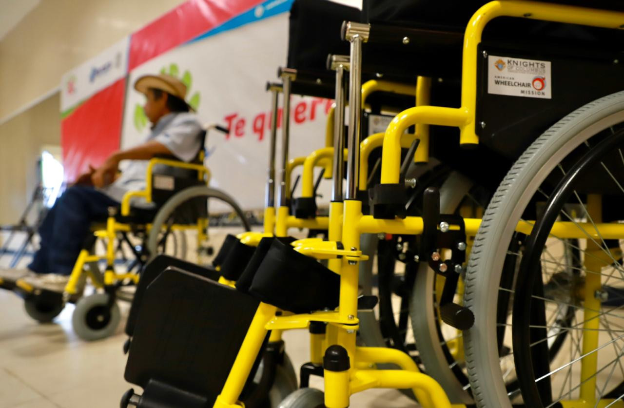 CRIT Tamaulipas entrega sillas de ruedas a DIF Altamira