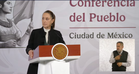 Sheinbaum lamenta desplome de aeronave de la Marina en Texas; promete investigación