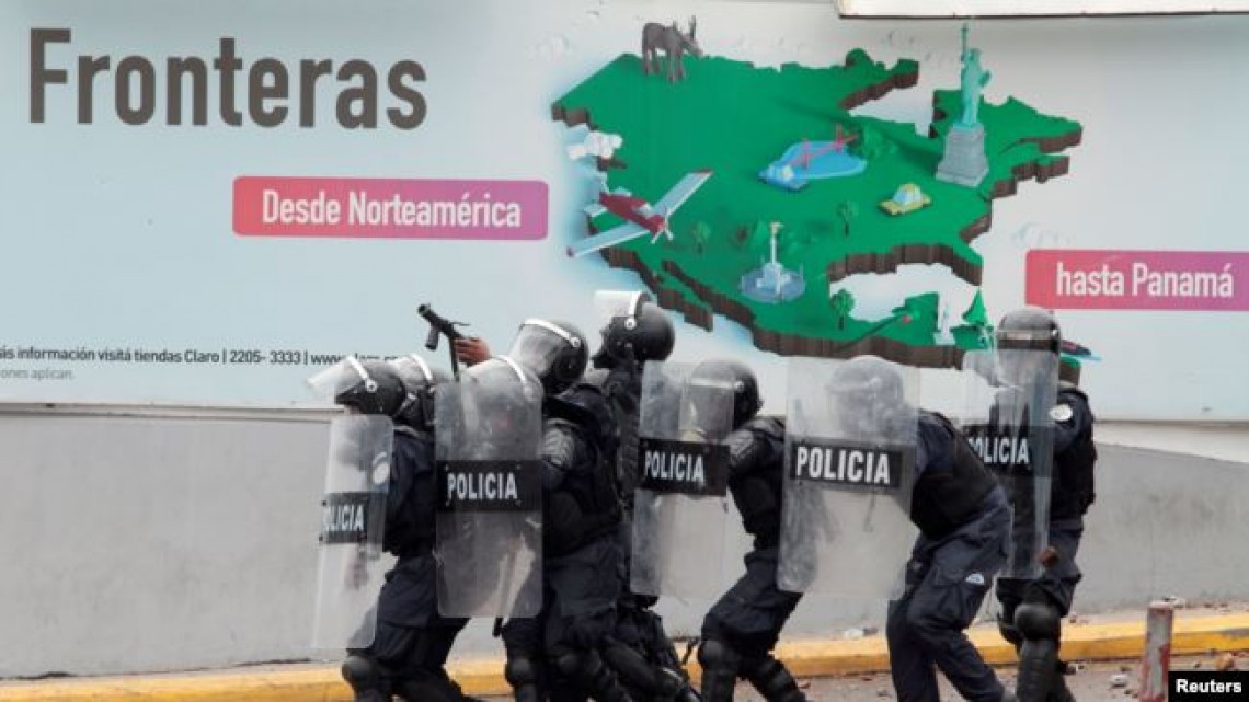 Jornada de protestas violentas en Honduras contra la privatización