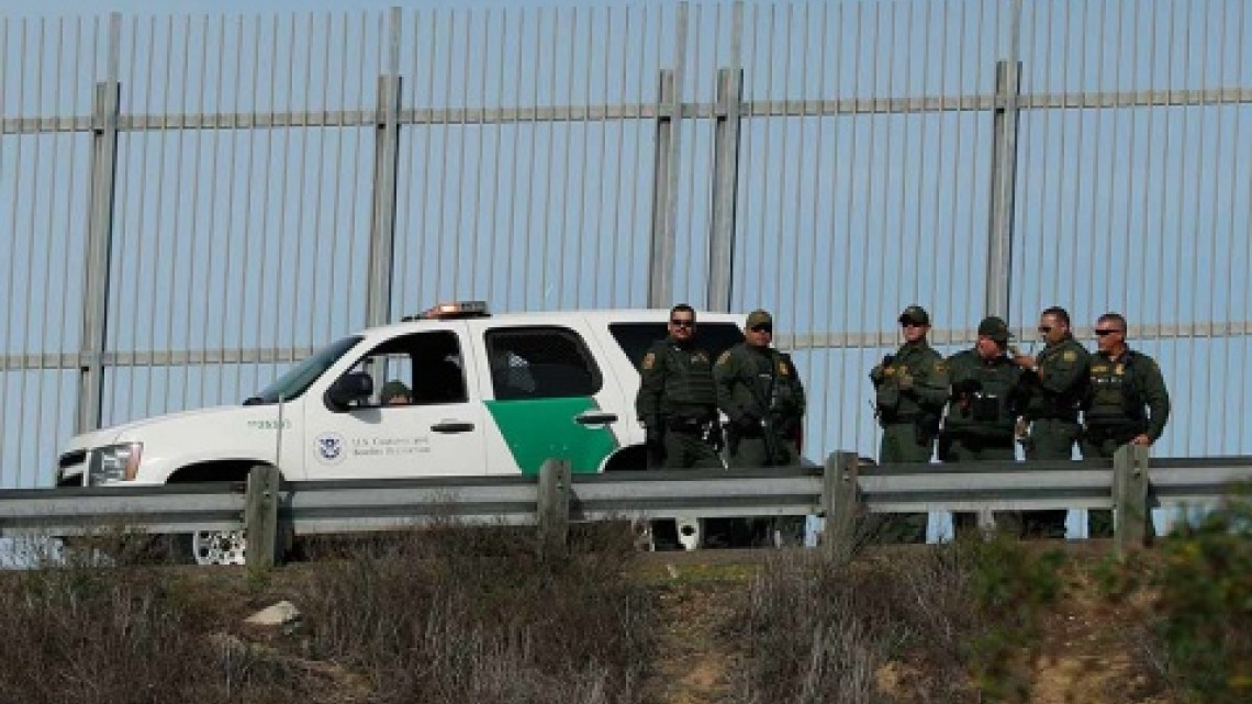 Trump reconoce trabajo del Ejército estadounidense en frontera