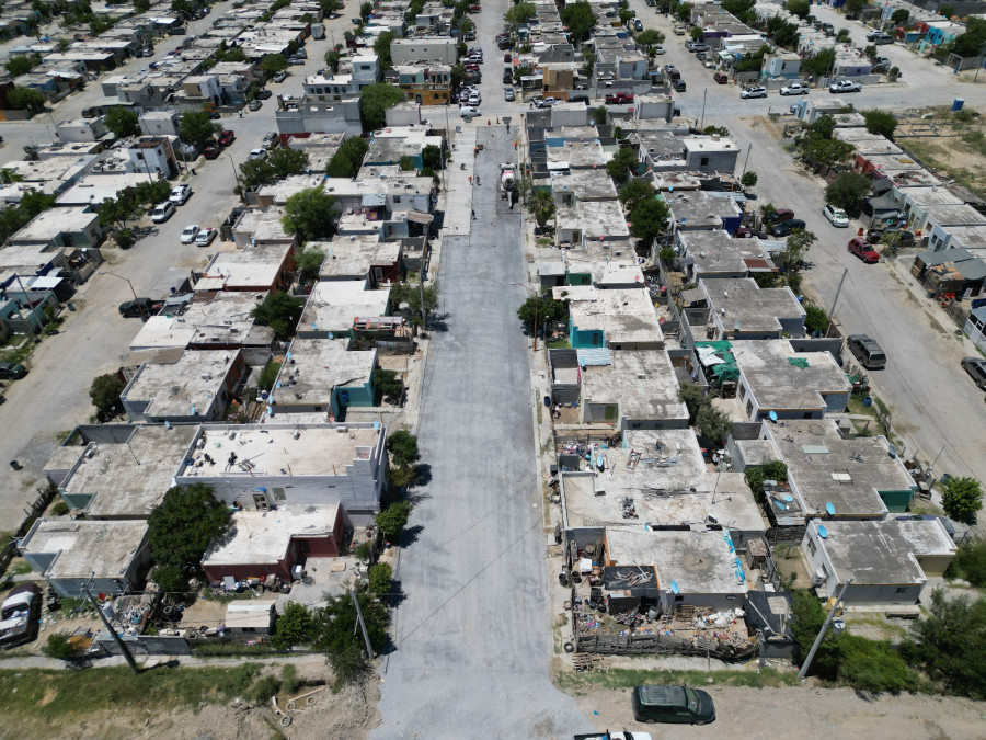 Supervisa alcaldesa Carmen Lilia Canturosas avance de obras infraestructura vial en los Olivos 