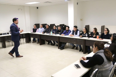 Se capacita y actualiza personal del Congreso  sobre Técnicas Jurídicas del Proceso Legislativo