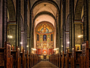 Publican lista de 395 curas acusados de pederastia