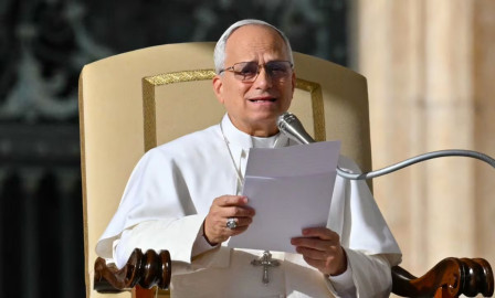 El papa León XIV pide orar por la paz de todos los niños del mundo
