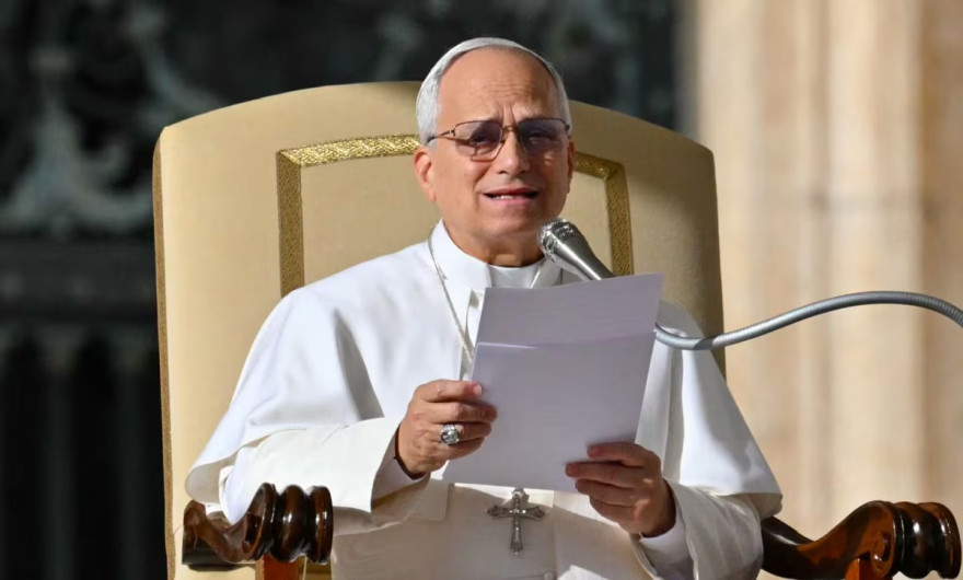 El papa León XIV pide orar por la paz de todos los niños del mundo