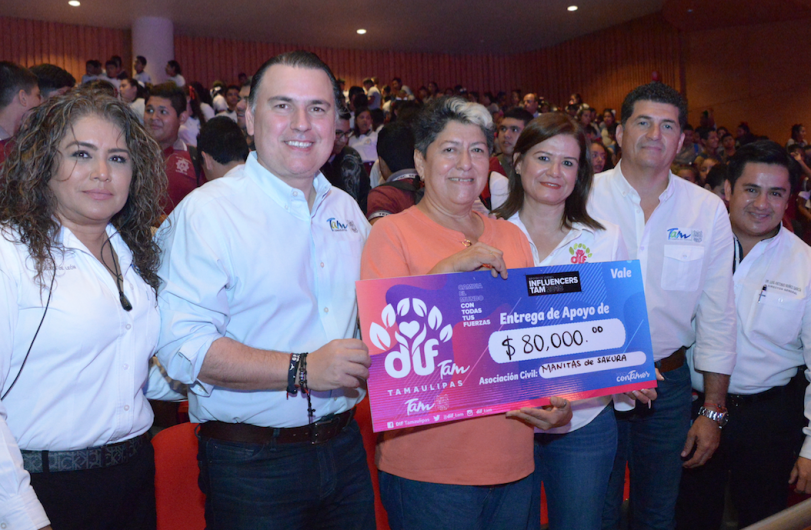 Entregan apoyos a organizaciones civiles