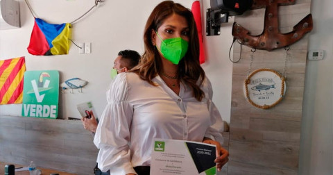 Entregan constancia a primera candidata trans de Tamaulipas