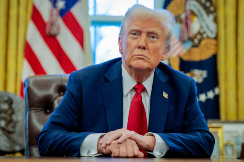 Trump hablara con Canadá y México antes de imponer aranceles 