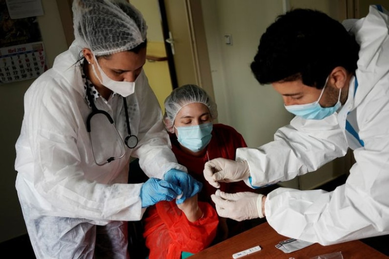 Registra España la cifra más baja de muertes por coronavirus
