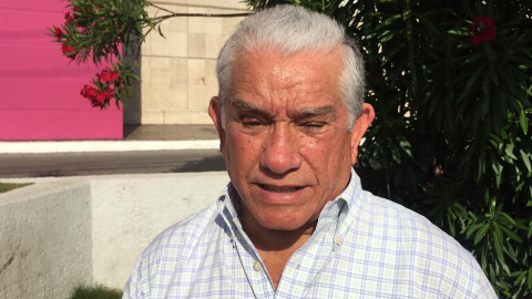 Recibe Chucho Nader 26 obras de la pasada administración 