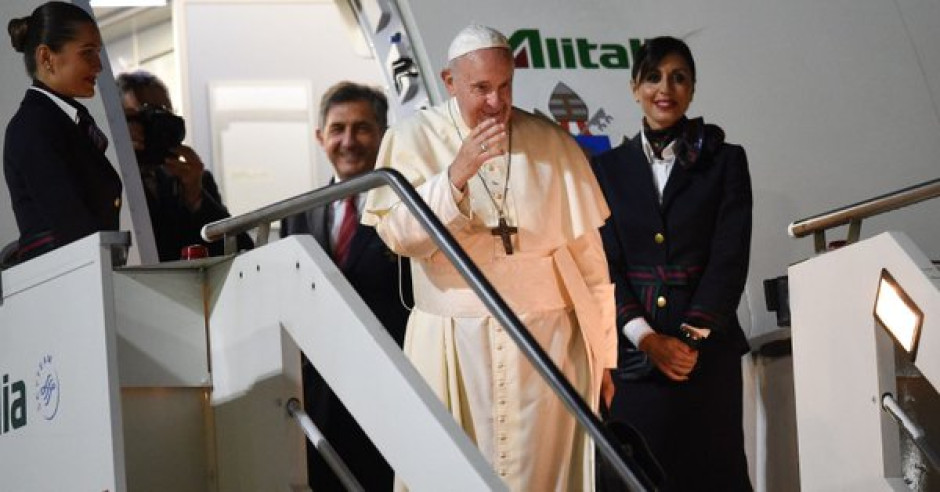 Papa Francisco inicia visita a Tailandia