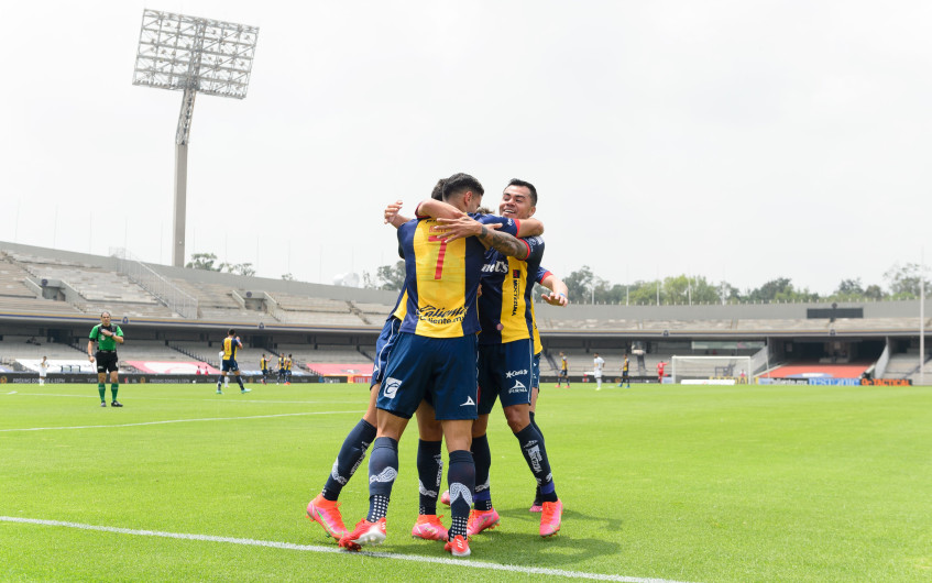 ¡San Luis le pega a Pumas a domicilio!