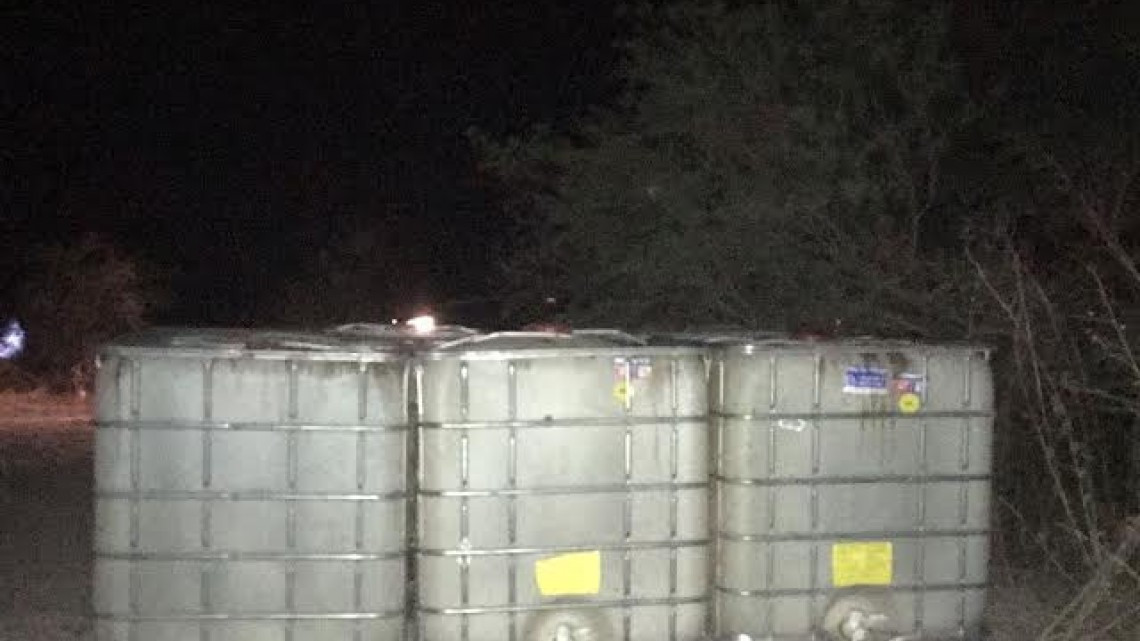 Aseguran 12 mil 200 litros de combustible y vehículos transportistas