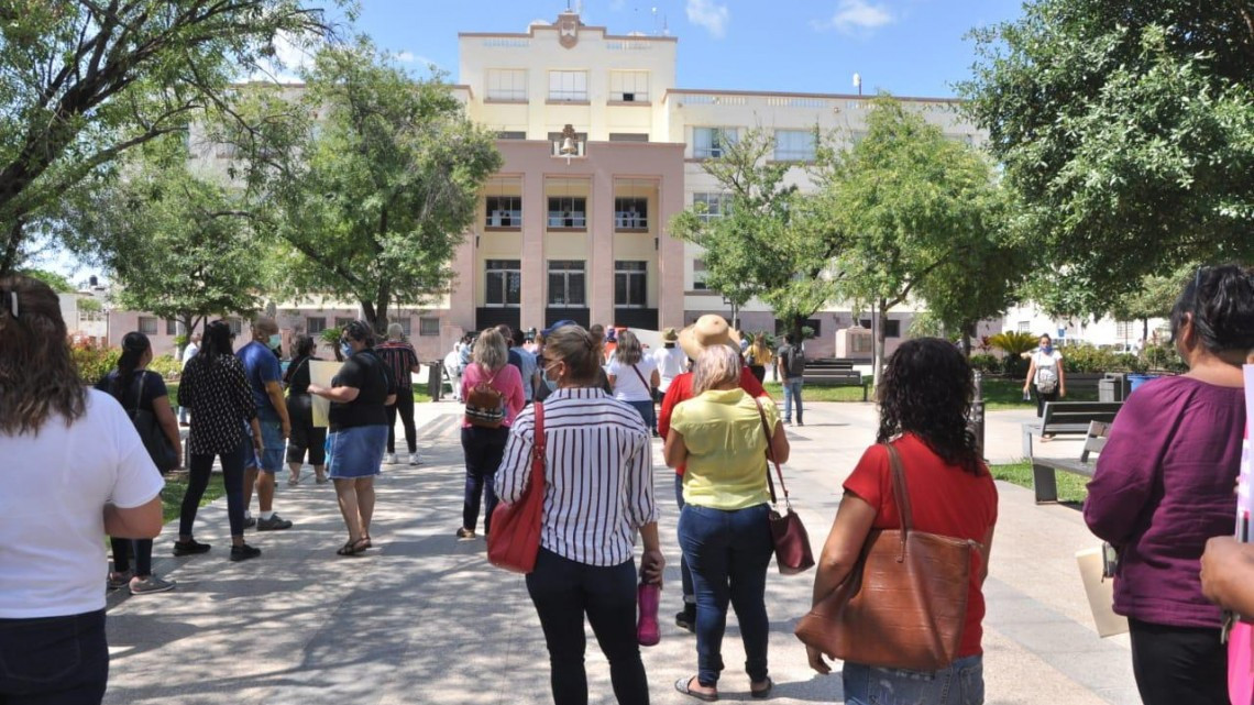 Continúan las marchas demandando apoyos al estado 