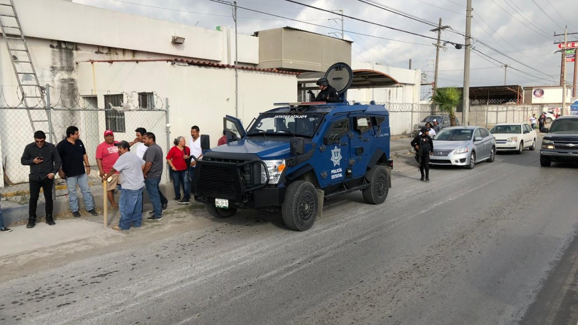 Bloquearán nuevamente taxistas los puentes internacionales