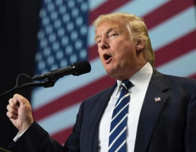 Convoca Trump a su primera conferencia de prensa