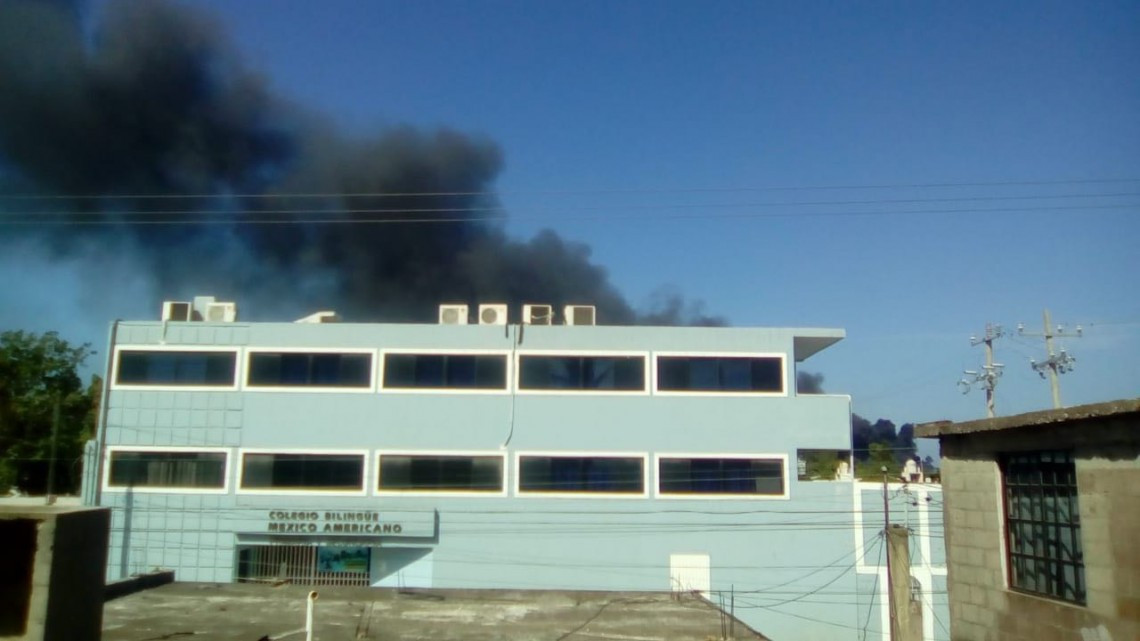Controlan incendio en patio norte de la refinería Francisco I. Madero