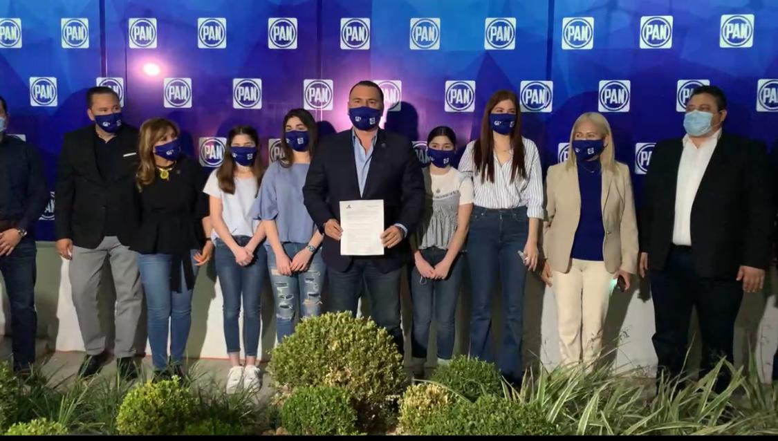 Va Gerardo Peña por la diputación federal en el distrito 02