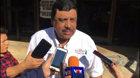 ISSSTE les debe aguinaldos a más de 5 mil maestros jubilados