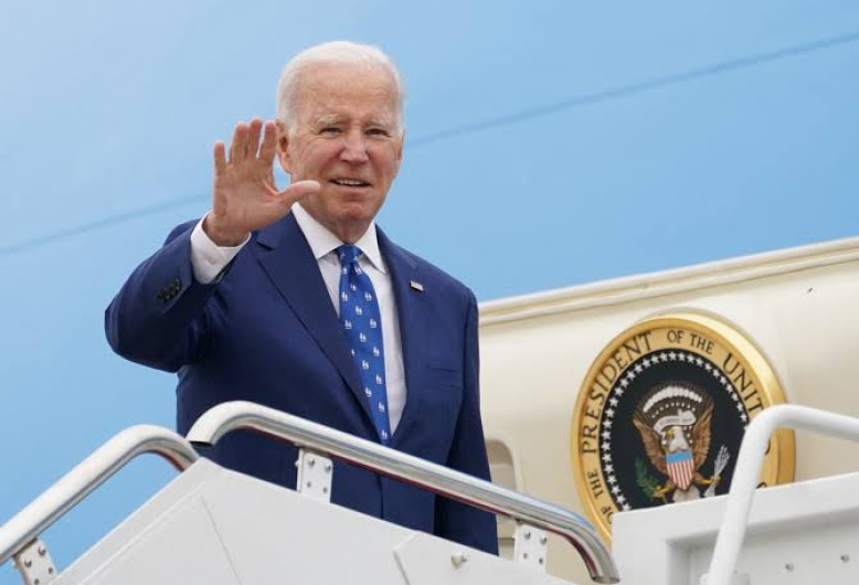 Biden afirma que Estados Unidos permitirá la entrada mensual de 30,000 migrantes