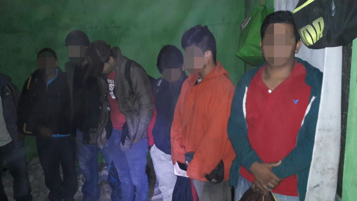 Rescatan a migrantes de una casa de seguridad en Matamoros