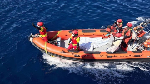 Localizan dos muertos en el naufragio de migrantes venezolanos