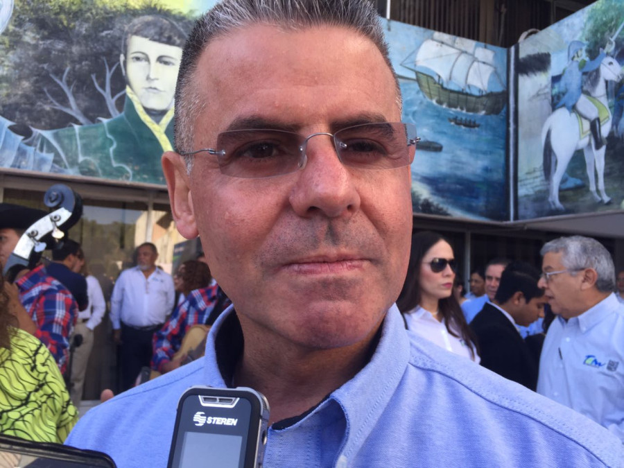 Regresa subsecretario de educación a la SET 