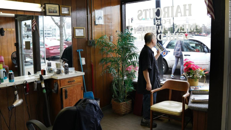 Compras de pánico ahora son por… ¿tintes de pelo?