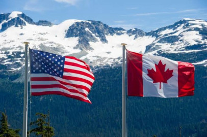 Estados Unidos plantea abrir pronto sus fronteras con Canadá