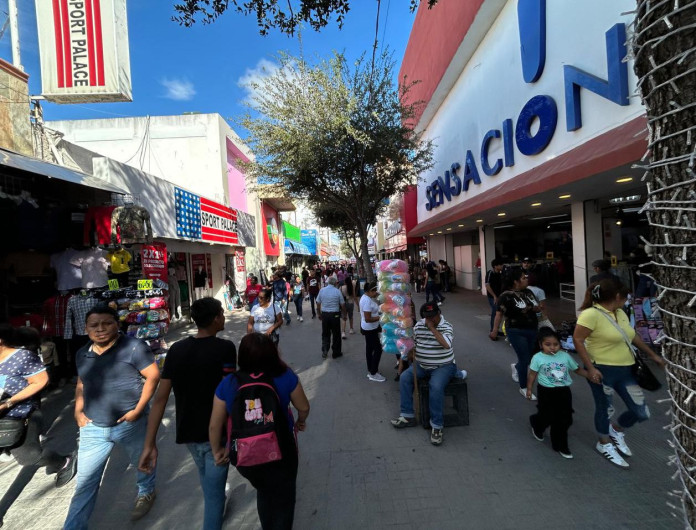 Comercio registra aumento en ventas por Navidad