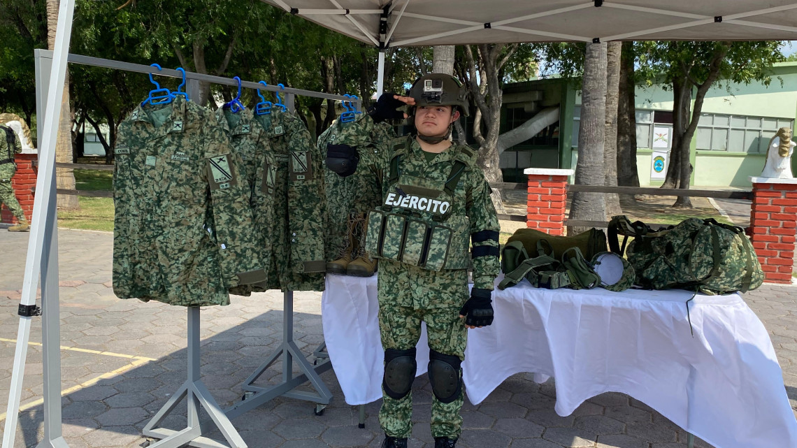 Es Gustavo soldado por un día 