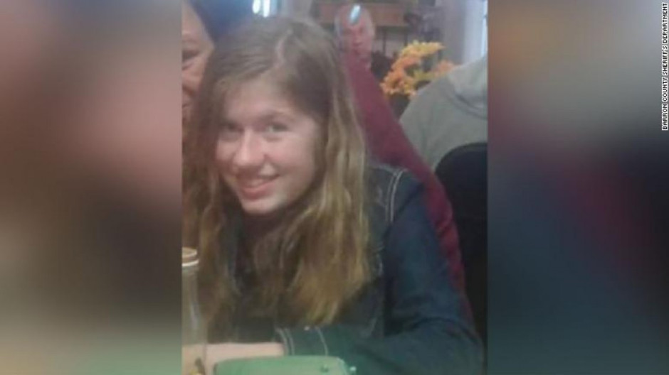 Niña de 13 años desaparece, sus padres fueron hallados muertos