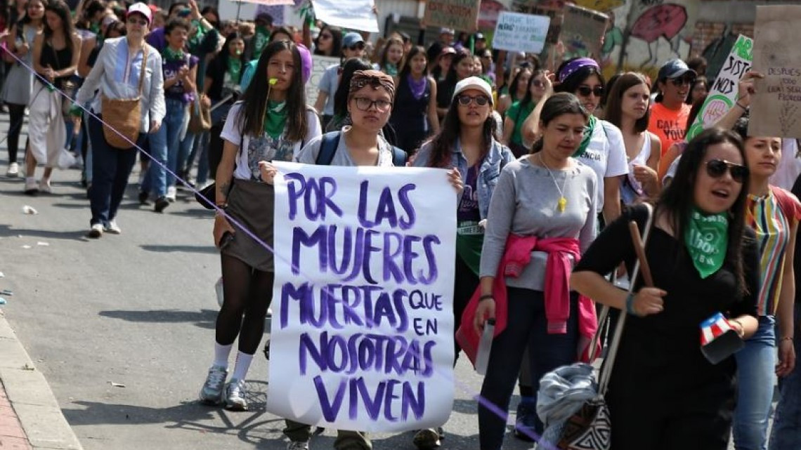 Miles de mujeres salen a las calles alrededor de todo el mundo