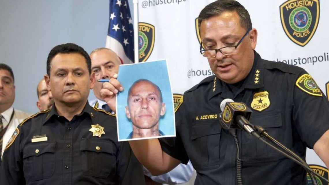 Detienen a hispano sospechoso de asesinato serial en Texas