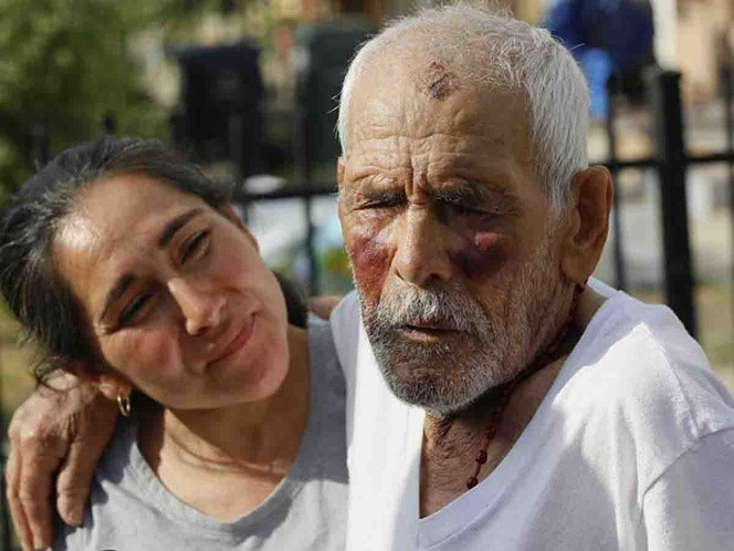 15 años de prisión a mujer que golpeó a abuelo mexicano