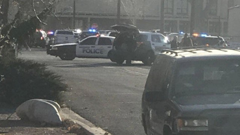 Tres muertos; saldo de tiroteo en escuela de Nuevo México