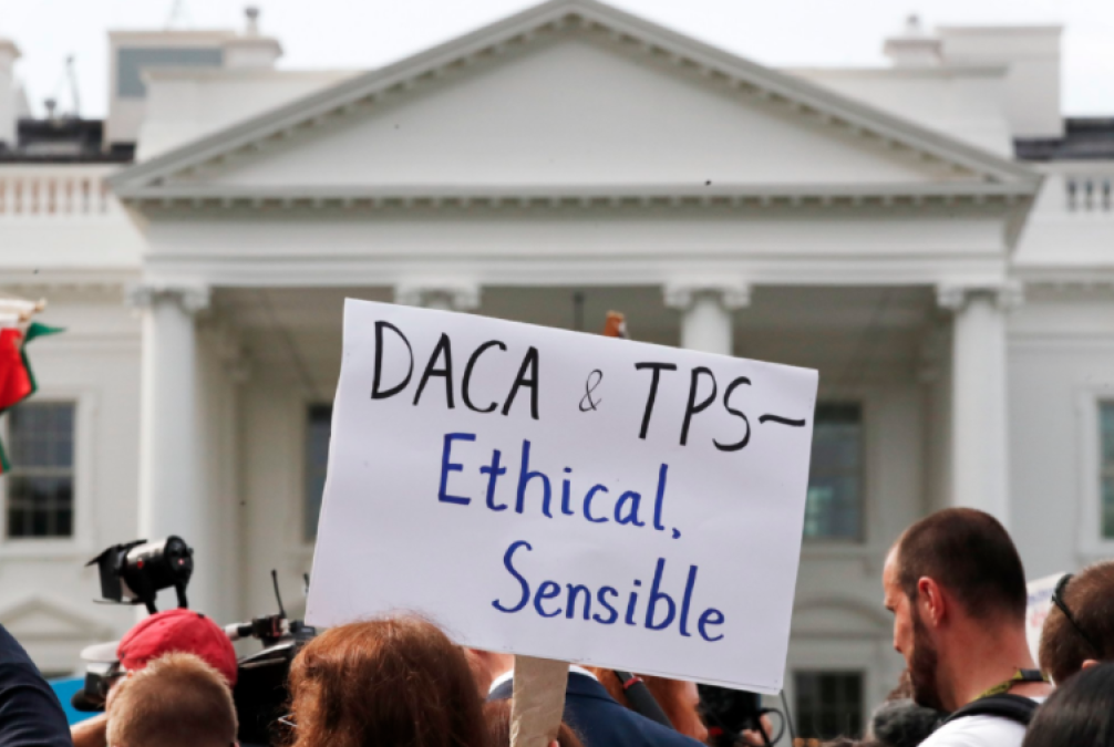 Más de 250 mil salvadoreños ya no contarán con el TPS en EU