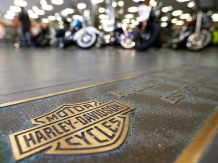 Harley-Davidson muda parte de su producción al extranjero