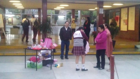 En el Día del Amor y la Amistad, la Técnica 1 decomisa obsequios a alumnos