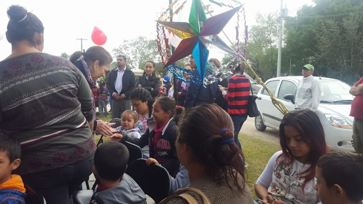 Asiste presidenta de DIF Matamoros como invitada a posada navideña