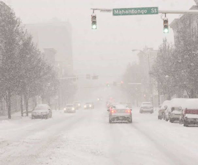 Tormenta invernal amenaza a residentes en sureste de EU
