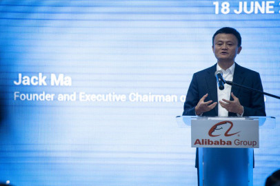 Jack Ma, el hombre más rico de China, deja la presidencia de Alibaba