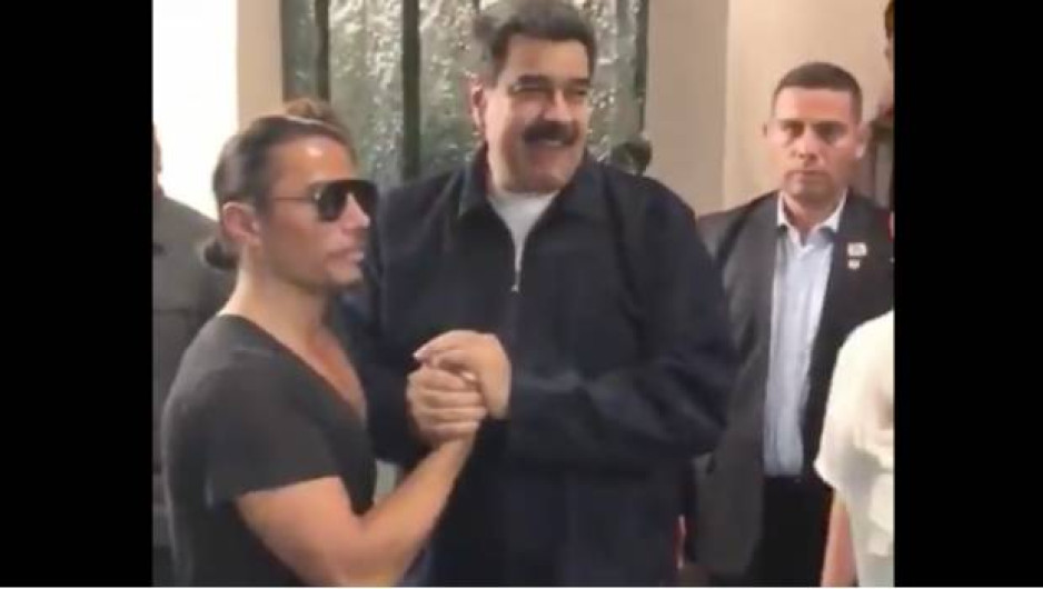 Indigna visita de Nicolás Maduro a restaurante de Salt Bae
