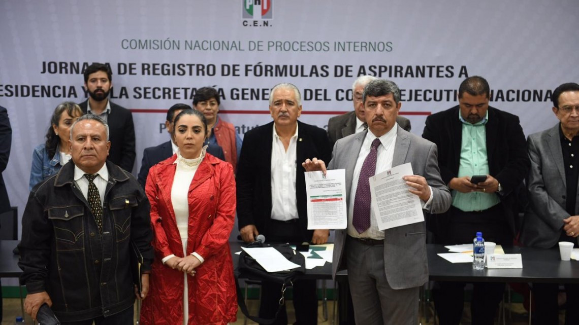 Recibe PRI solicitudes de registro de aspirantes a dirigencia nacional 