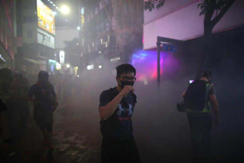 Jornada violenta en las protestas de Hong Kong