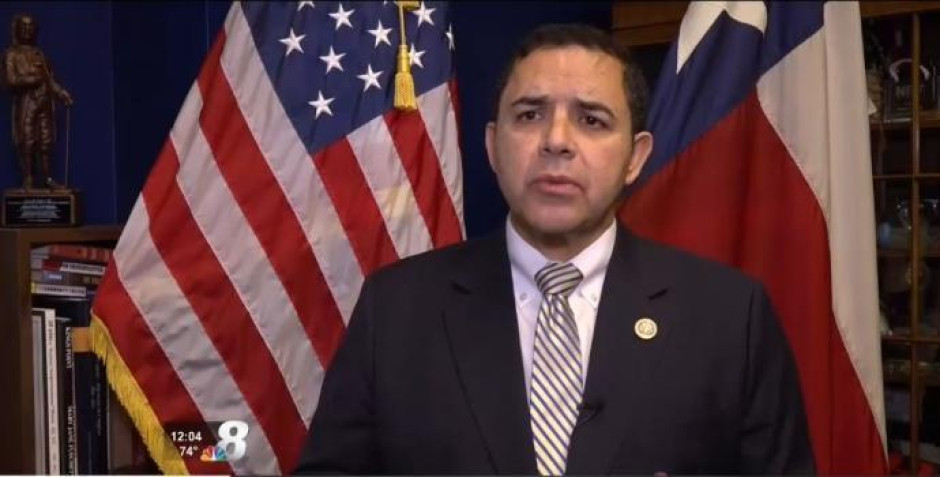 Cuellar busca evitar construcción del muro