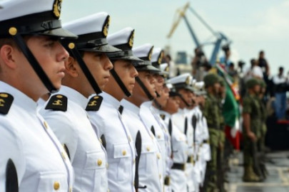 Hoy celebramos a la Armada de México en su día 