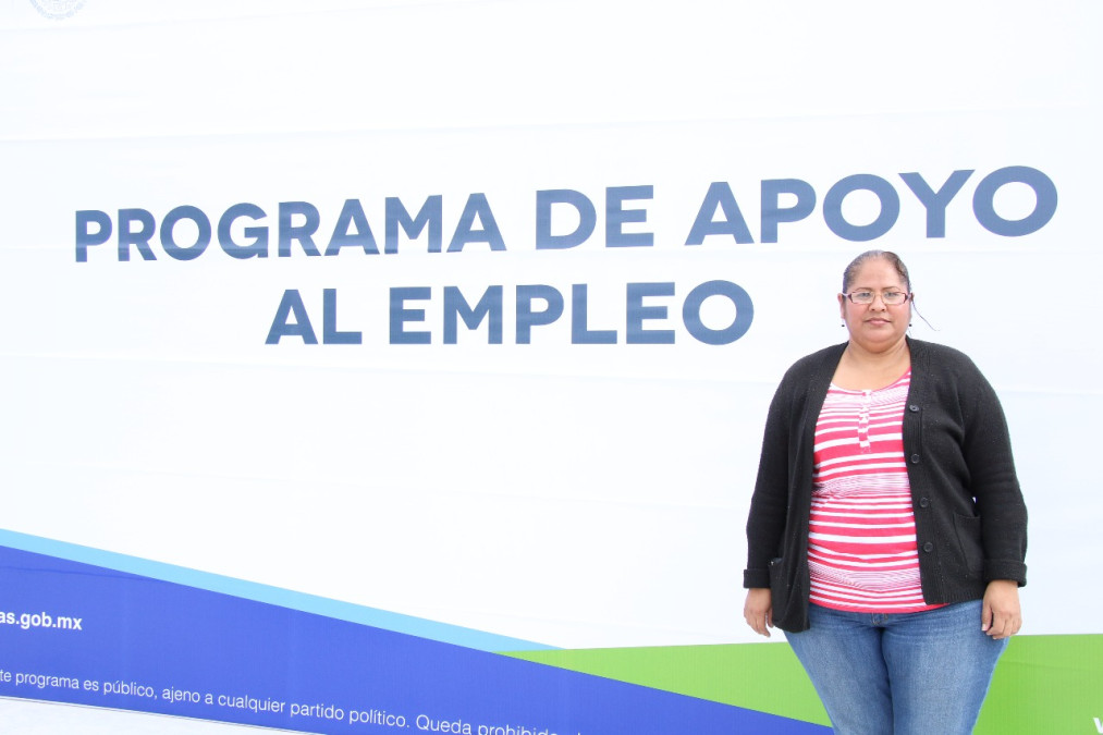 imparten cursos de capacitación a personas de bajos recursos